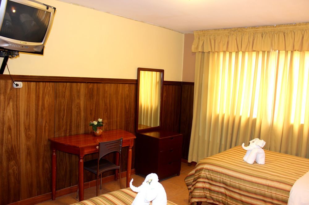 Hotel El Tumi 2 อัวรัซ ภายนอก รูปภาพ