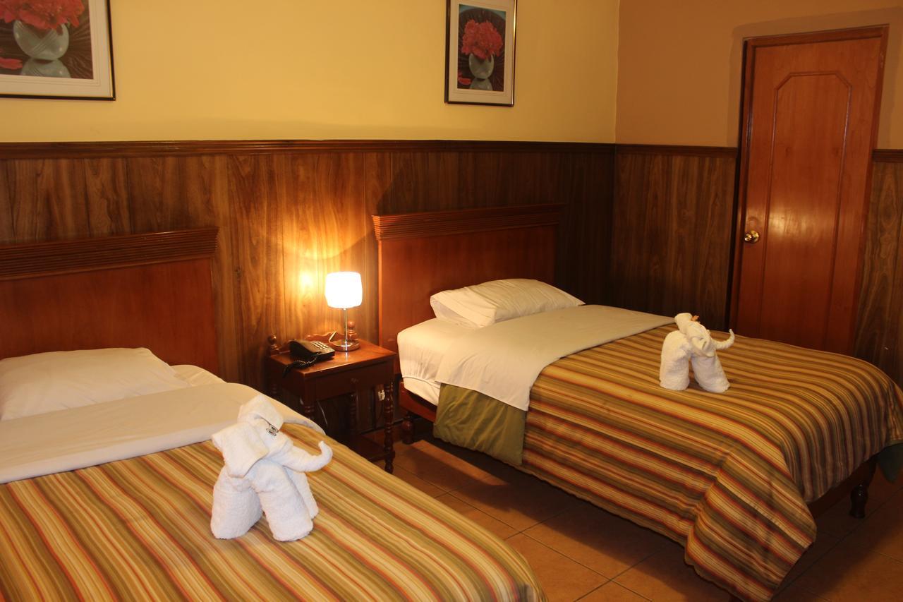 Hotel El Tumi 2 อัวรัซ ภายนอก รูปภาพ
