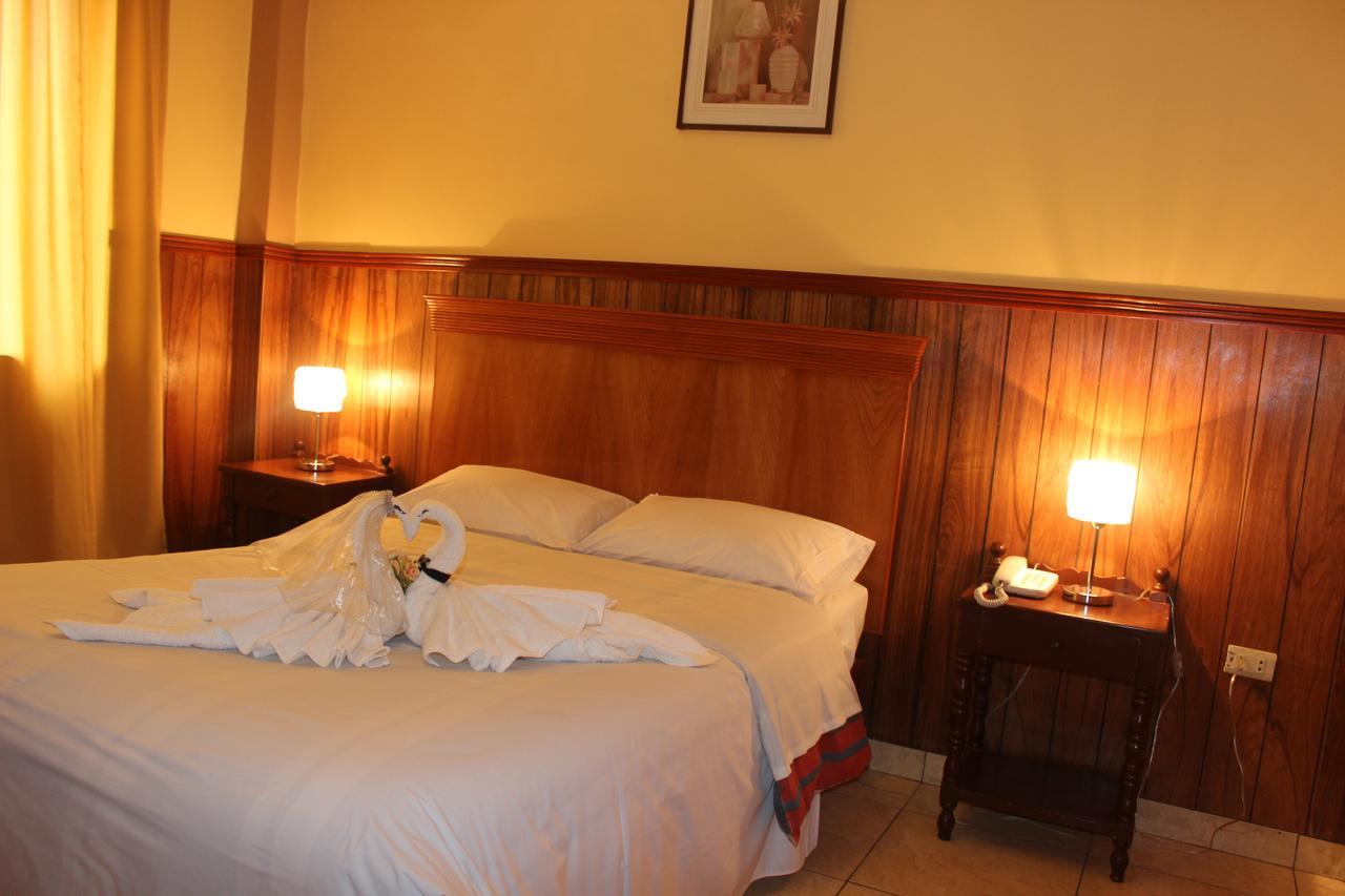Hotel El Tumi 2 อัวรัซ ภายนอก รูปภาพ