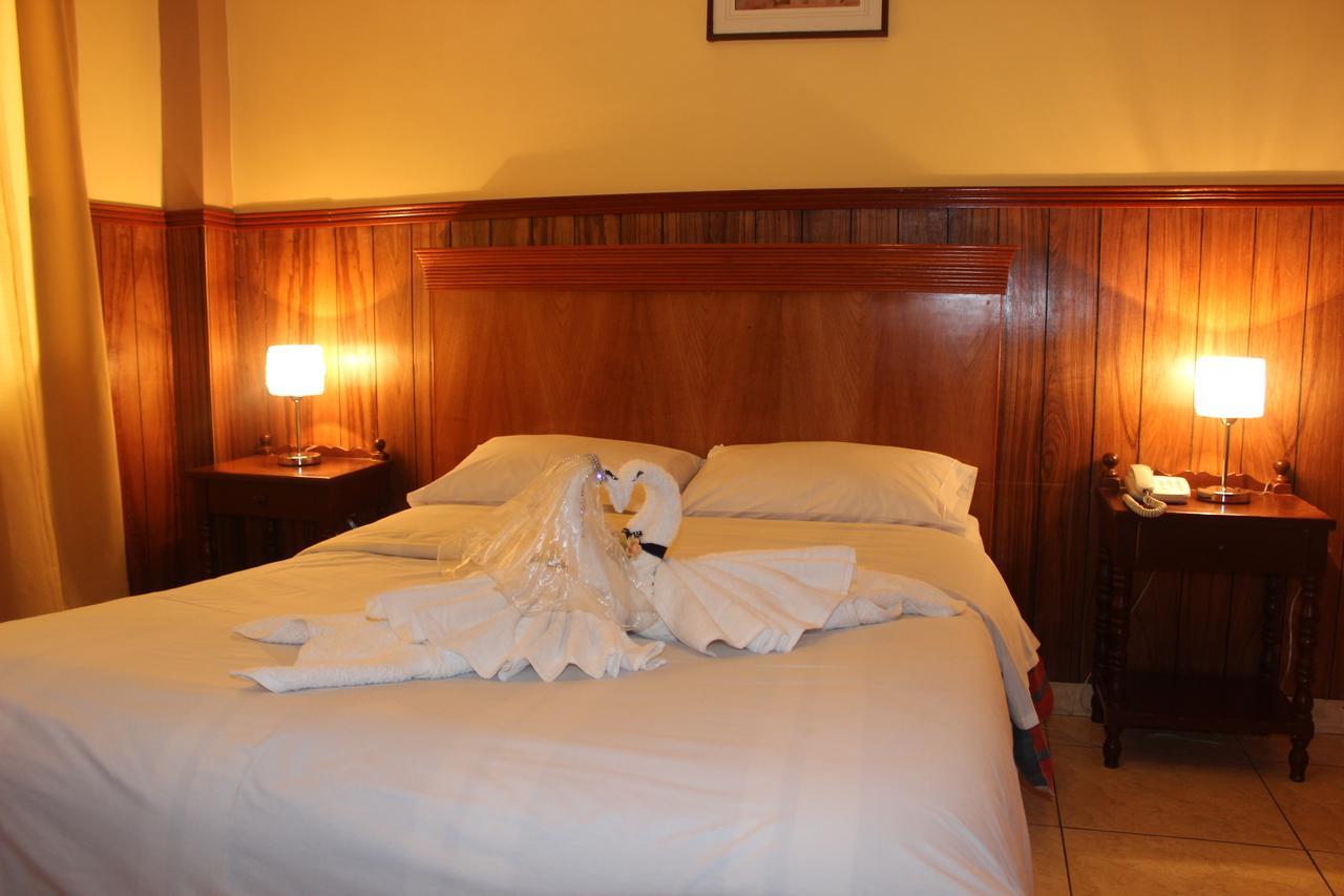 Hotel El Tumi 2 อัวรัซ ภายนอก รูปภาพ